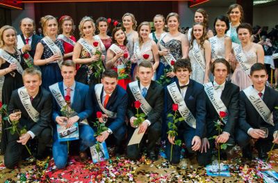 Ples je za námi – vzhůru k maturitě!