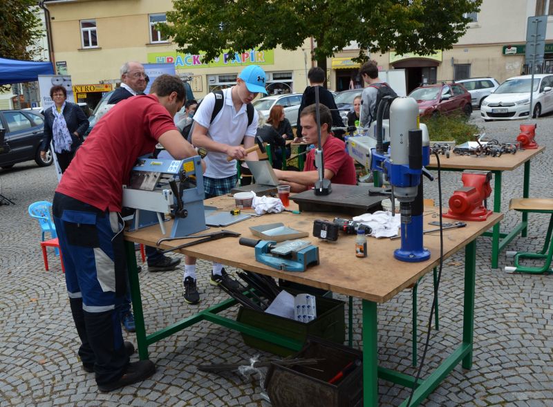 Ledečská střední škola na náměstí