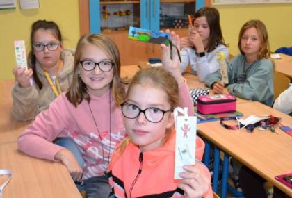 Záložka do knihy spojuje české a slovenské školy