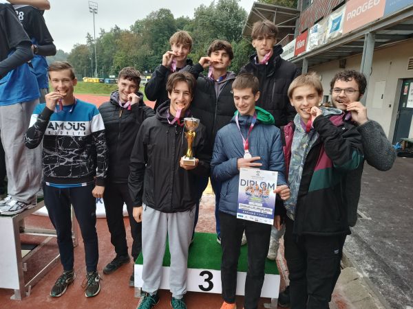 Středoškolský atletický pohár